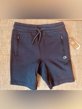 Brand new Gap Fit kids shorts size 4T